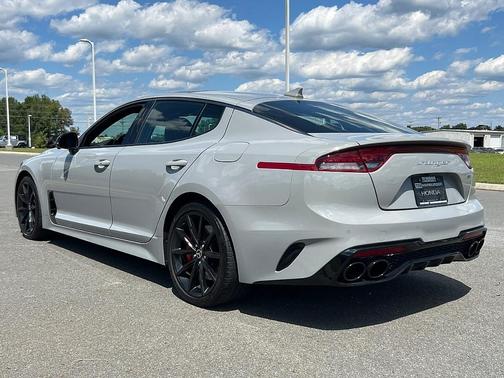 2023 Kia Stinger GT2