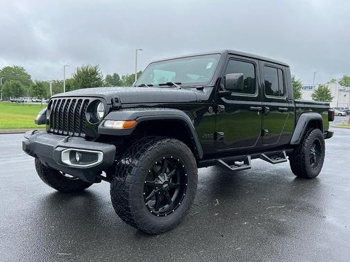 2023 Jeep Gladiator Sport