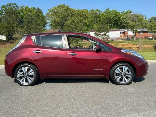 2017 Nissan Leaf SV