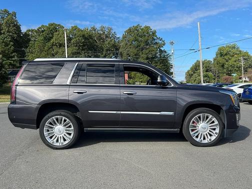 2018 Cadillac Escalade Platinum