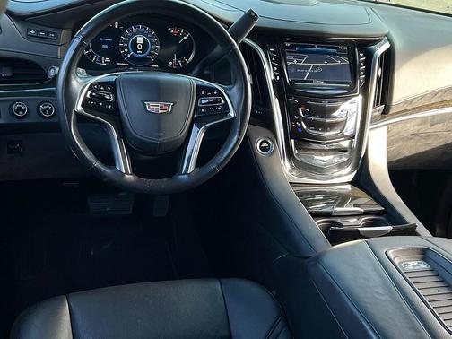 2018 Cadillac Escalade Platinum
