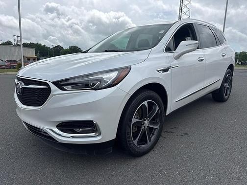 White Frost Tri-Coat 2020 Buick Enclave Essence