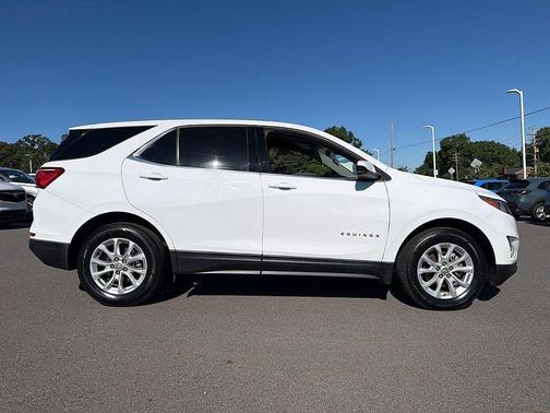 Summit White 2020 Chevrolet Equinox 2LT