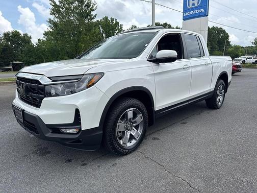 Platinum White Pearl 2026 Honda Ridgeline RTL
