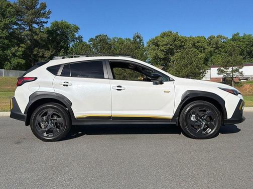 Crystal White Pearl 2024 Subaru Crosstrek Sport