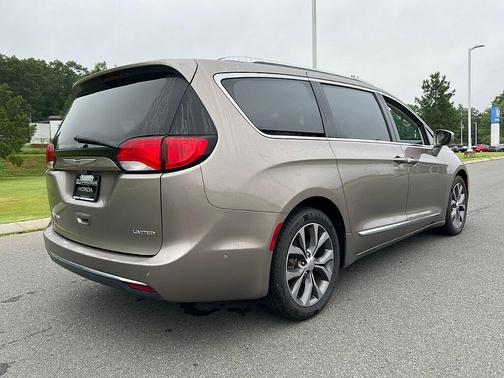 2017 Chrysler Pacifica Limited