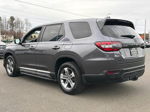 2023 Honda Pilot EX-L 7-Passenger
