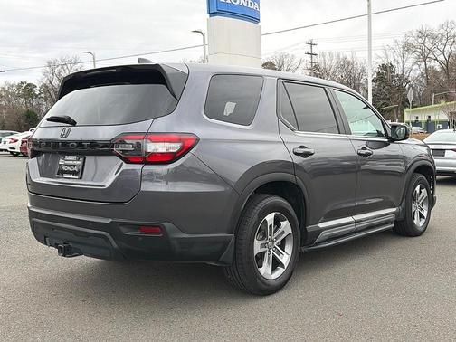 2023 Honda Pilot EX-L 7-Passenger