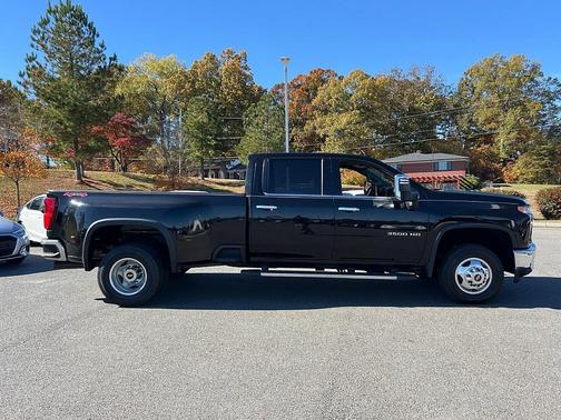 2022 Chevrolet Silverado 3500 LTZ