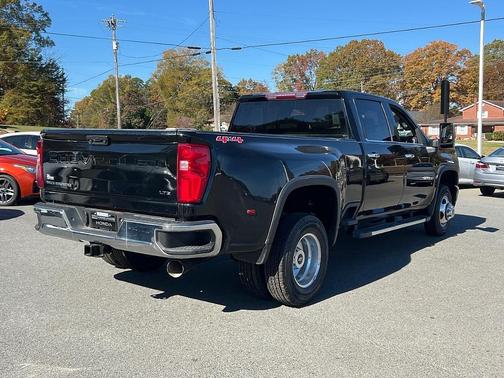 2022 Chevrolet Silverado 3500 LTZ