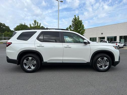 Platinum White Pearl 2026 Honda Pilot EX-L