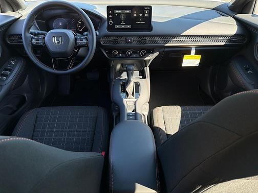 Platinum White Pearl 2026 Honda HR-V Sport