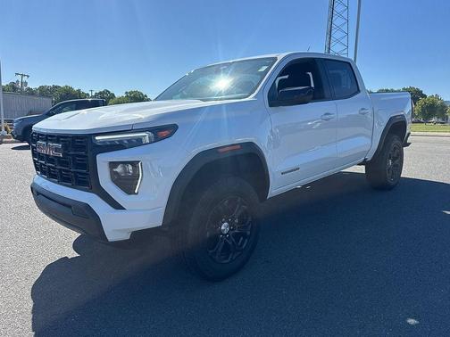 Summit White 2024 GMC Canyon Elevation