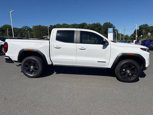 Summit White 2024 GMC Canyon Elevation