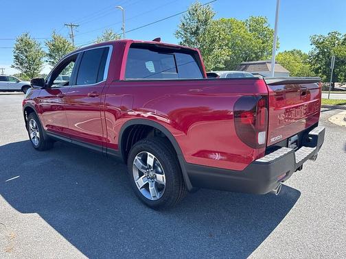 Radiant Red Metallic II 2026 Honda Ridgeline RTL