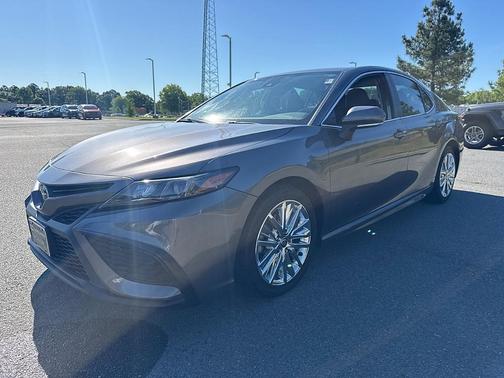 Predawn Gray Mica 2022 Toyota Camry SE