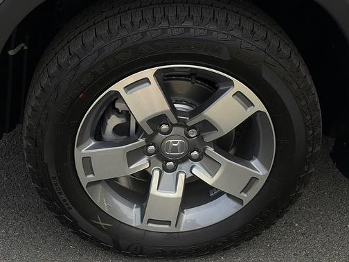 Modern Steel Metallic 2026 Honda Ridgeline RTL