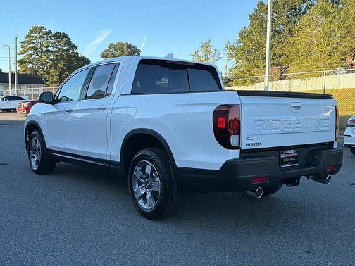 Platinum White Pearl 2026 Honda Ridgeline RTL