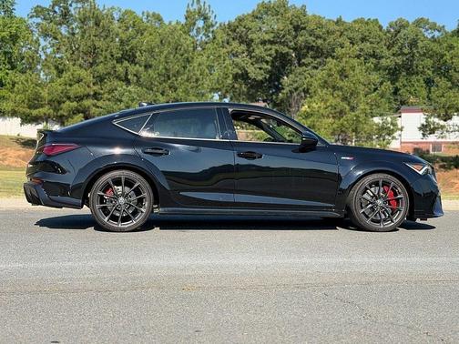 Black Pearl 2024 Acura Integra Type S