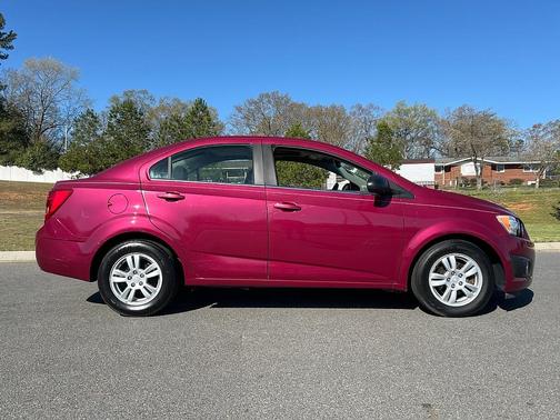 2014 Chevrolet Sonic LT