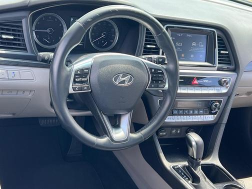 2018 Hyundai SONATA Limited
