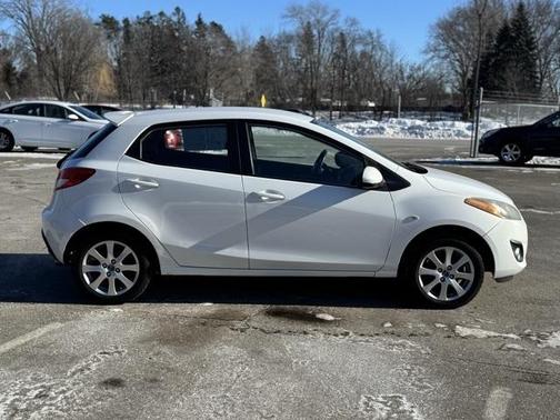 2013 Mazda Mazda2 Touring