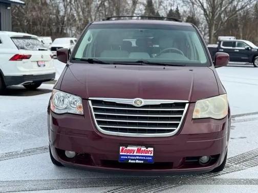 2008 Chrysler Town & Country Touring