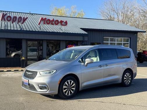 2021 Chrysler Pacifica Touring L