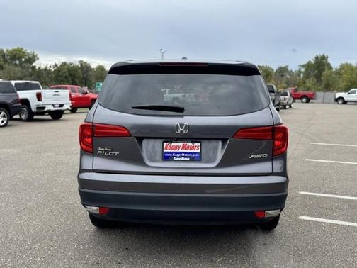 2017 Honda Pilot EX