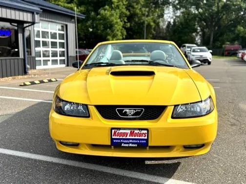 2004 Ford Mustang GT
