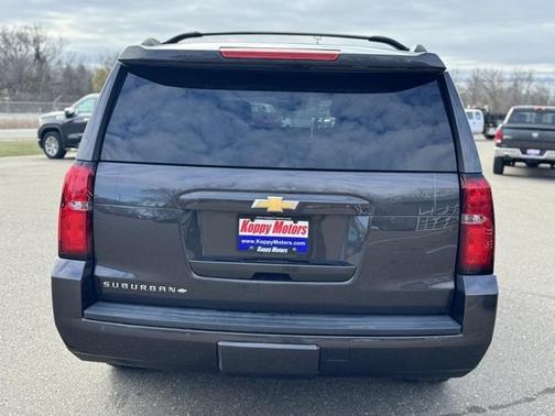 2016 Chevrolet Suburban LT