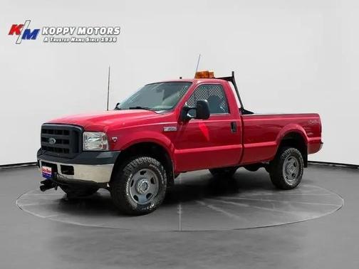 Red 2006 Ford F-350 XL Crew Cab