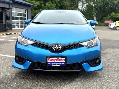 2016 Scion iM Base
