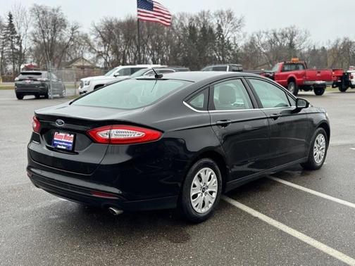 2013 Ford Fusion S