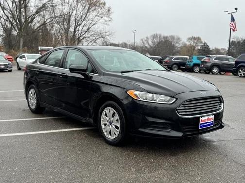 2013 Ford Fusion S