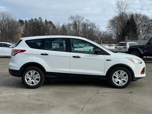 2014 Ford Escape S