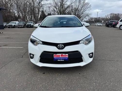 Super White 2014 Toyota Corolla LE Plus