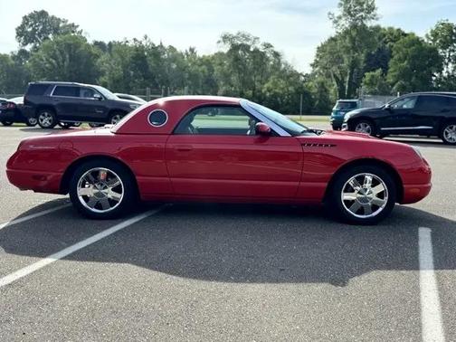 2002 Ford Thunderbird Base