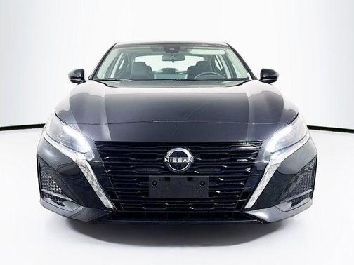 2025 Nissan Altima SV AWD