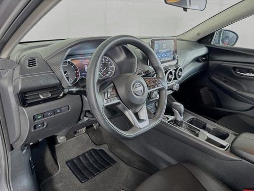 Gun Metallic 2024 Nissan Sentra SV
