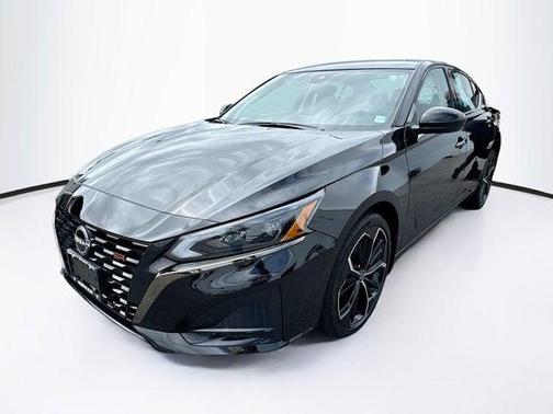 2023 Nissan Altima SR Intelligent AWD