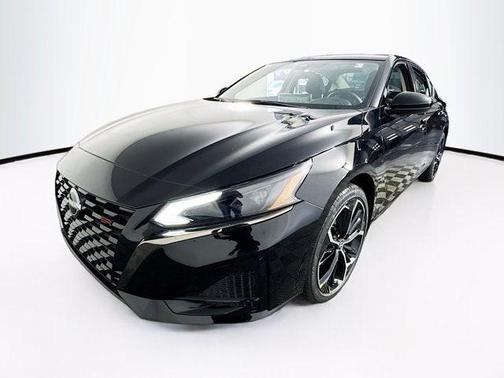 2025 Nissan Altima SR AWD