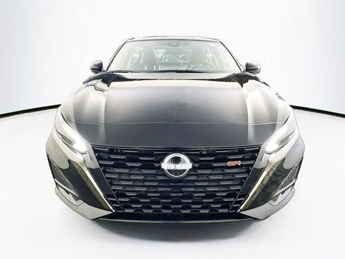2025 Nissan Altima SR AWD