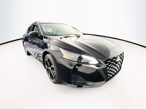 2025 Nissan Altima SR AWD