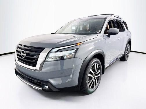 2025 Nissan Pathfinder Platinum 4WD