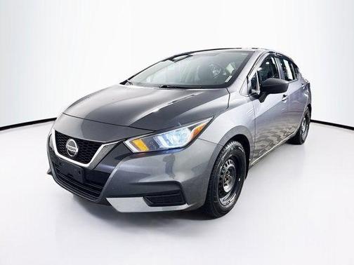 2022 Nissan Versa 1.6 S