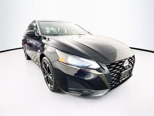 2023 Nissan Altima SR Intelligent AWD