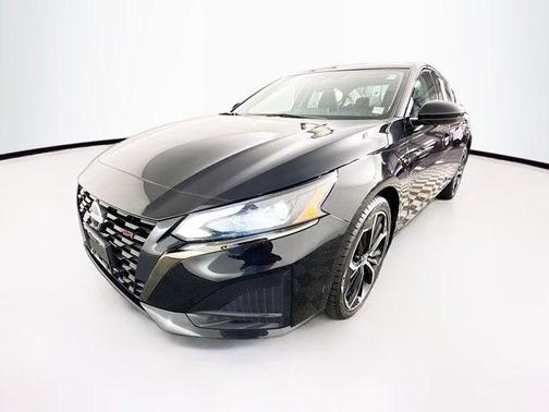 2023 Nissan Altima SR Intelligent AWD