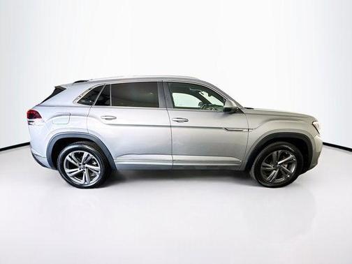 2024 Volkswagen Atlas Cross Sport 2.0T SEL