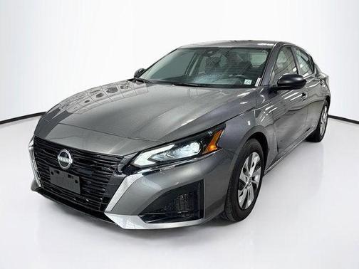 2025 Nissan Altima S FWD